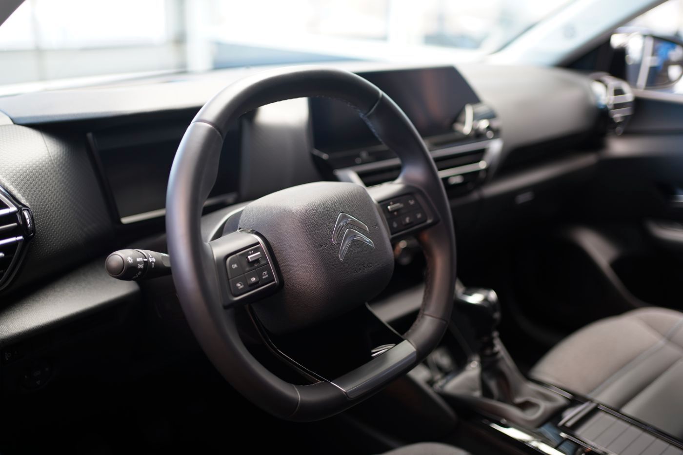 Fahrzeugabbildung Citroën C4 PureTech 130 Max Sitzheizung Navi DAB Klima