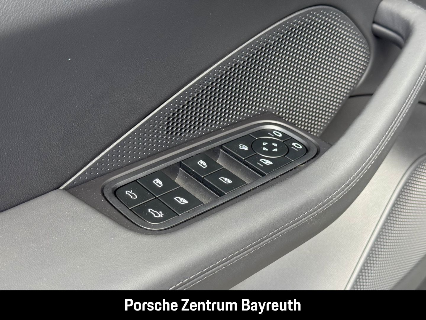 Porsche Macan - Bild 22