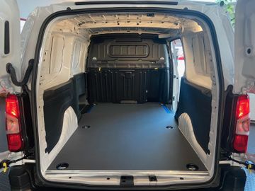 Toyota Proace City - 10