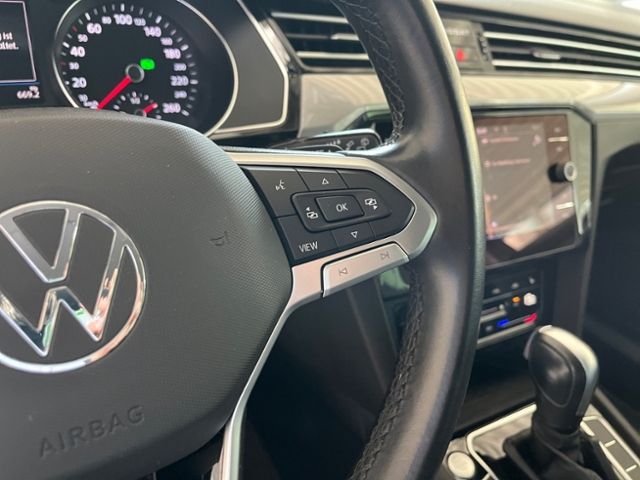 Fahrzeugabbildung Volkswagen Passat Variant 1.5 TSI DSG BUSINESS NAV AHK GJR