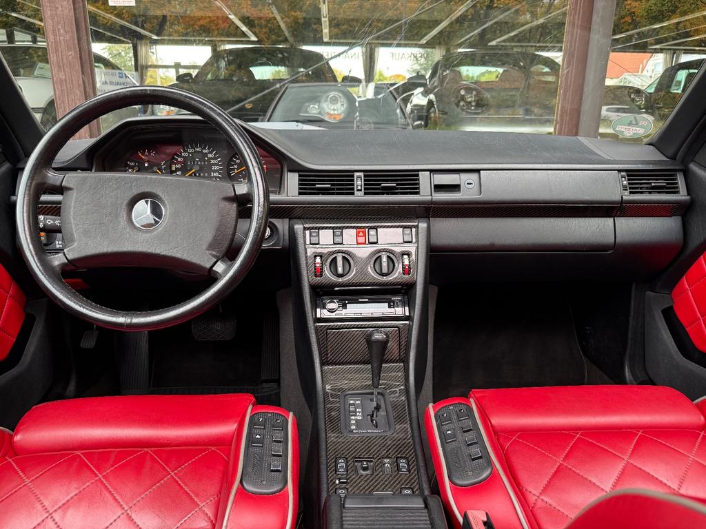 Mercedes-Benz CE 300