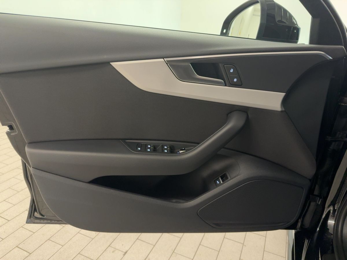 Audi A4 - Bild 17