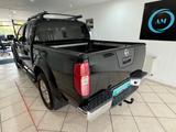 Nissan Navara 2,5 Automatik DoKa AHK TÜV 03/28 - Nissan Navara mit Diesel-Antrieb