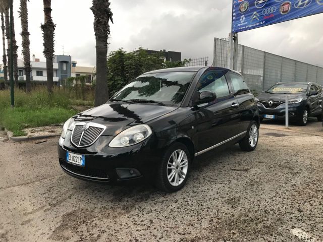 Lancia Ypsilon 1.2 69 CV Unyca ANNO 2012