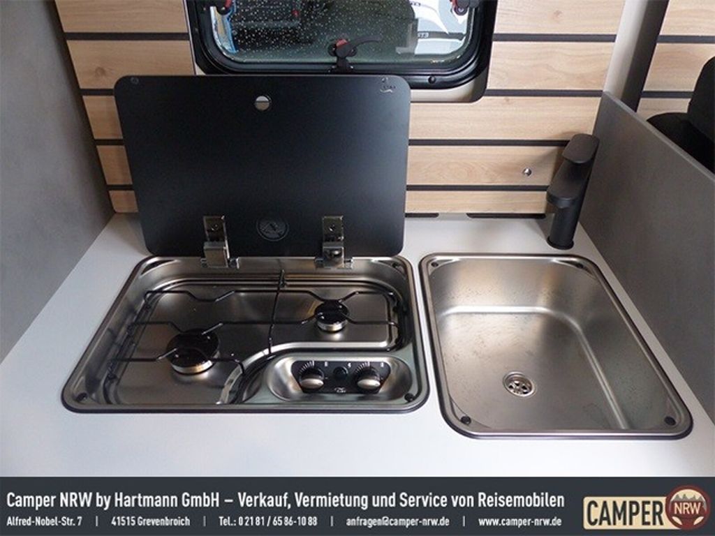 Crosscamp EXPDN T 7.0 E Peugeot DAB +Markise