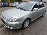 Toyota Avensis 1.8 Sol Lim. 1.Hand Tüv Neu - Toyota Avensis Sol mit Benzin-Antrieb