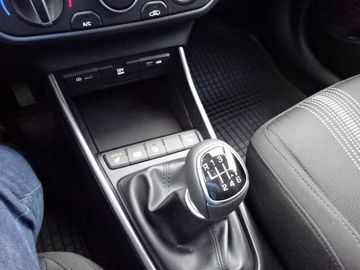Fotografie 13 des Hyundai Bayon 1.0 T-GDI Select 2WD*SHZ*LEHZ*Metallic
