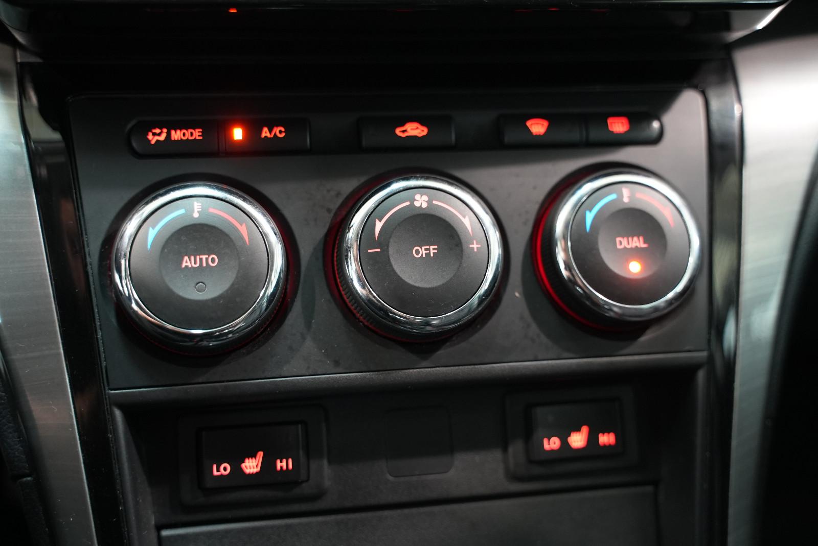 Mazda 6 2010 — photo 20