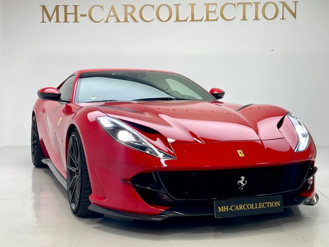 FERRARI 812 812 Superfast*Lift*Carbon*Full PPF*Kamera