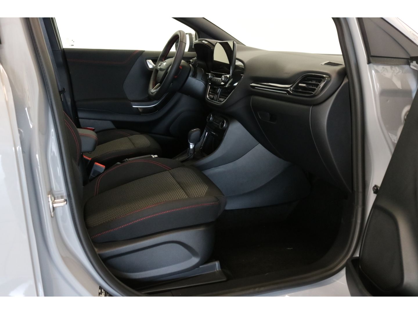 Fahrzeugabbildung Ford Puma ST-Line Mild Hybrid LED Tempomat DAB Navi