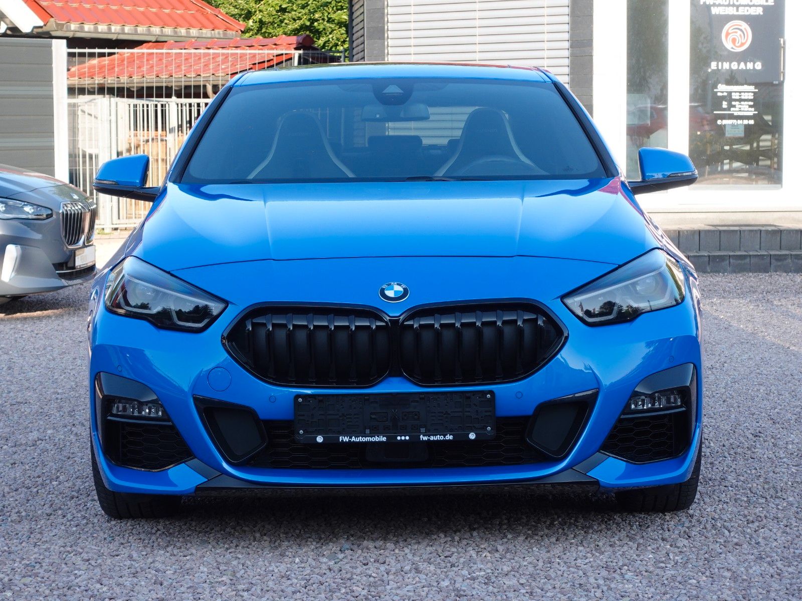 Fahrzeugabbildung BMW 220i Gran Coupé M Sport LED/HUD/Pano/HarmanKard.