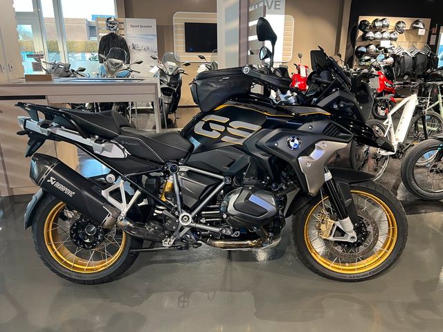 BMW R1250GS Akra/Wunderlich 