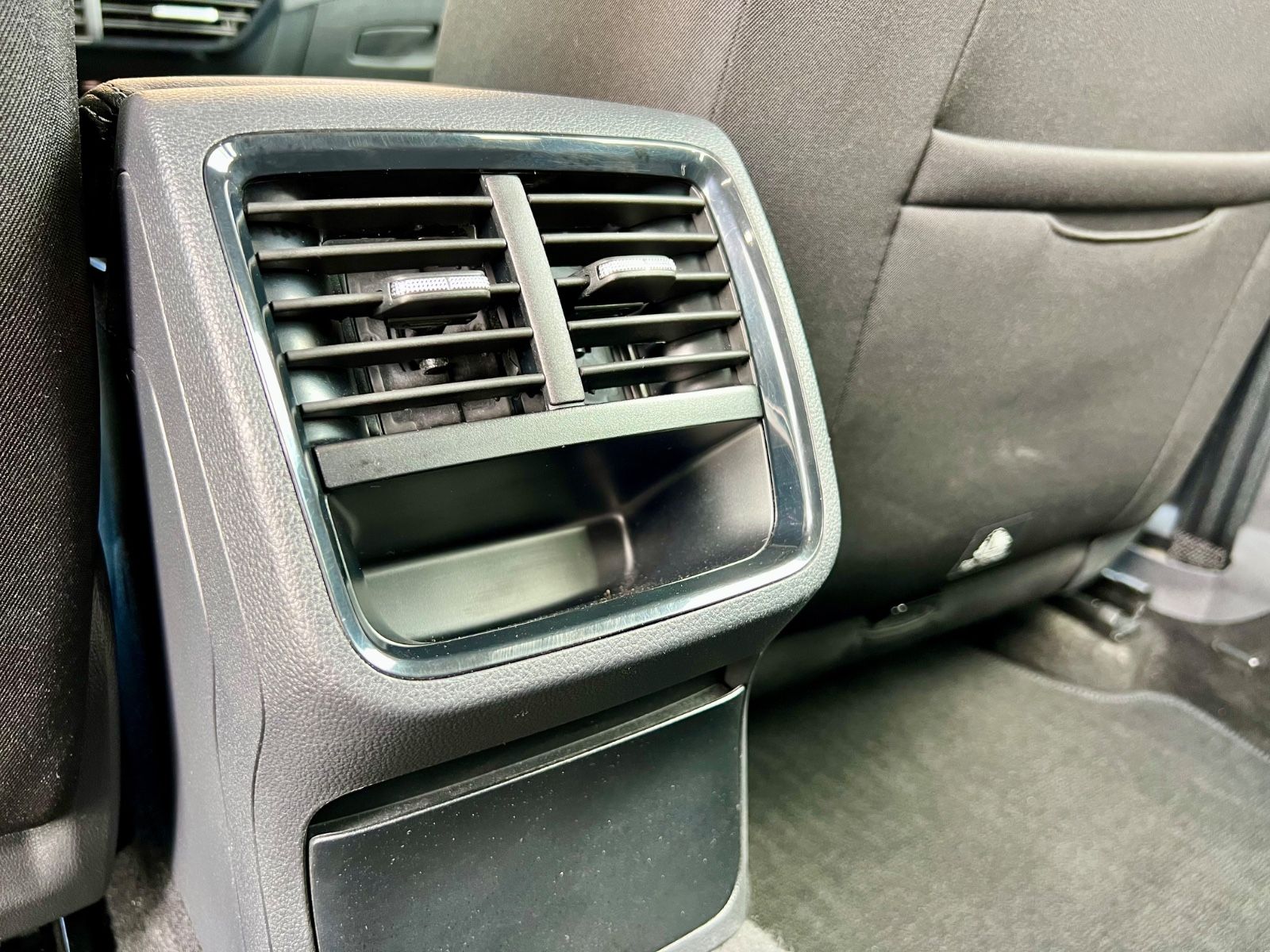 SKODA Octavia Combi Ambition AAC SHZ NAVI CARPLAY