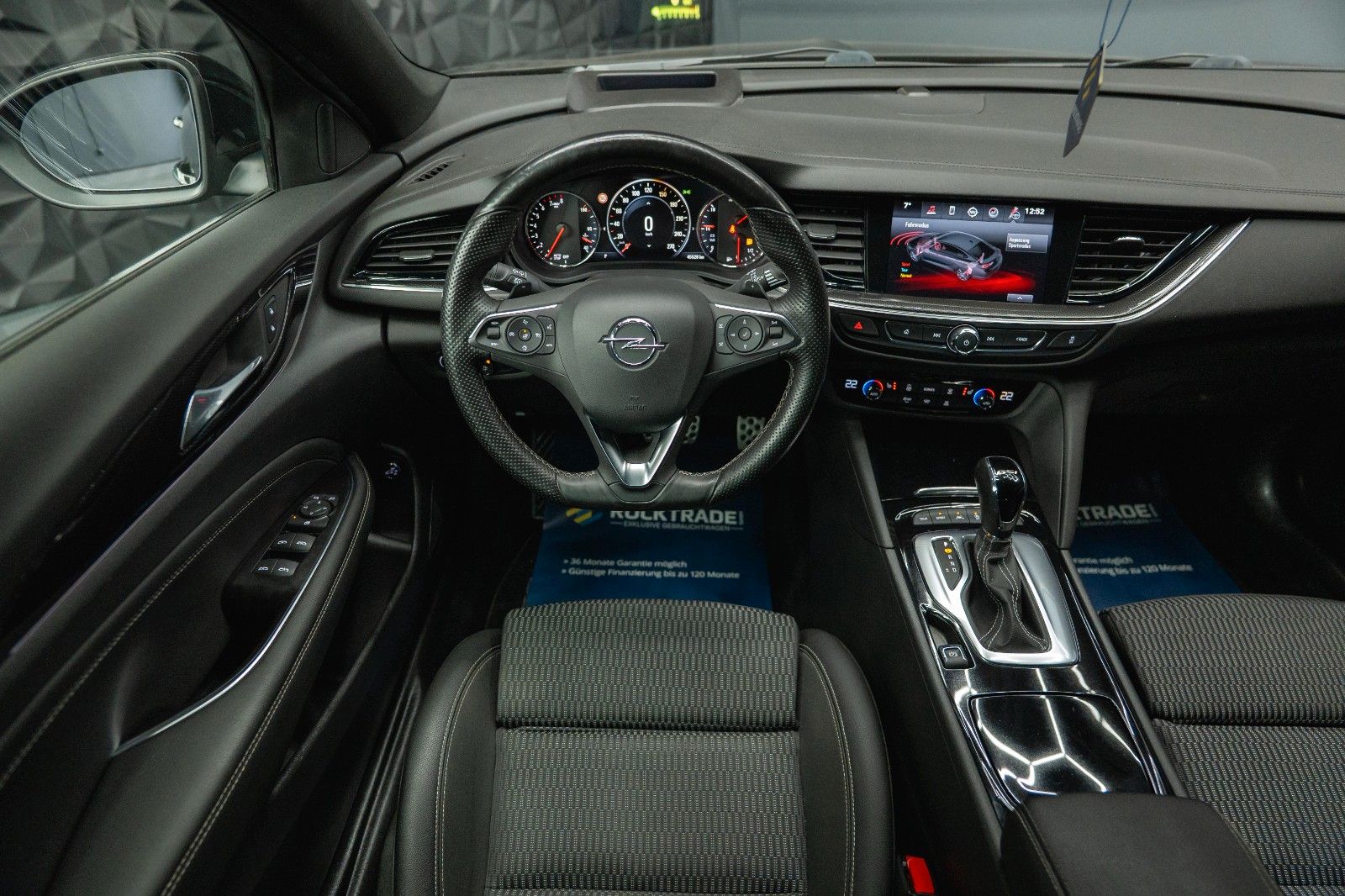 Fahrzeugabbildung Opel Insignia B Sports Tourer GSi 4x4 *ACC*LED*HU*DAB