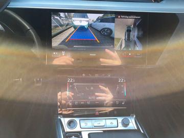 صورة 6 لـ 2023 AUDI Q8 E-TRON