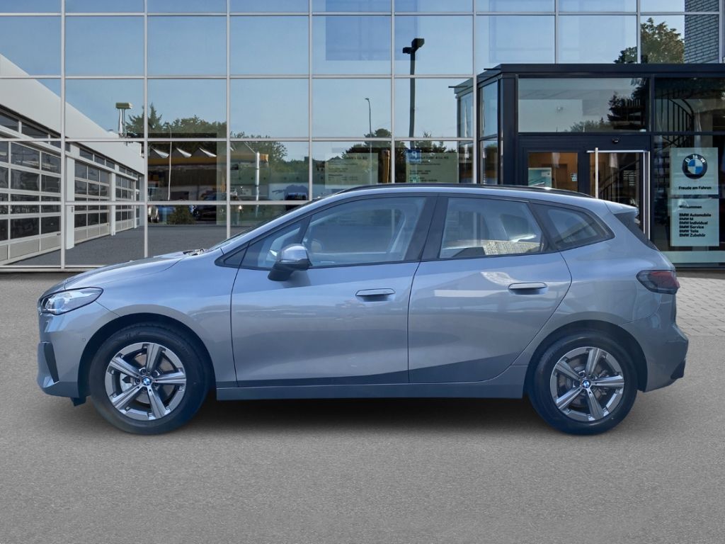 BMW 220 Active Tourer i AHK Sitzhg. DAB Parkassist foto 2