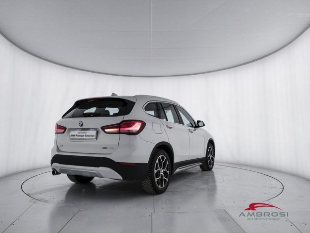 BMW X1 xdrive25e xLine auto imagem 3