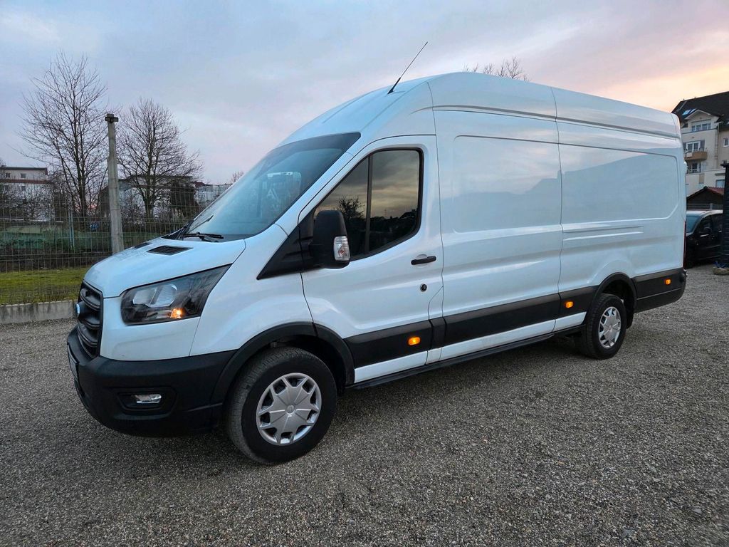Image of Ford Transit