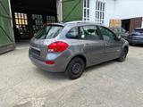 Renault Clio 1.2 Grandtour Dynamique*Klima*TÜVNEU - Renault Clio in Halle