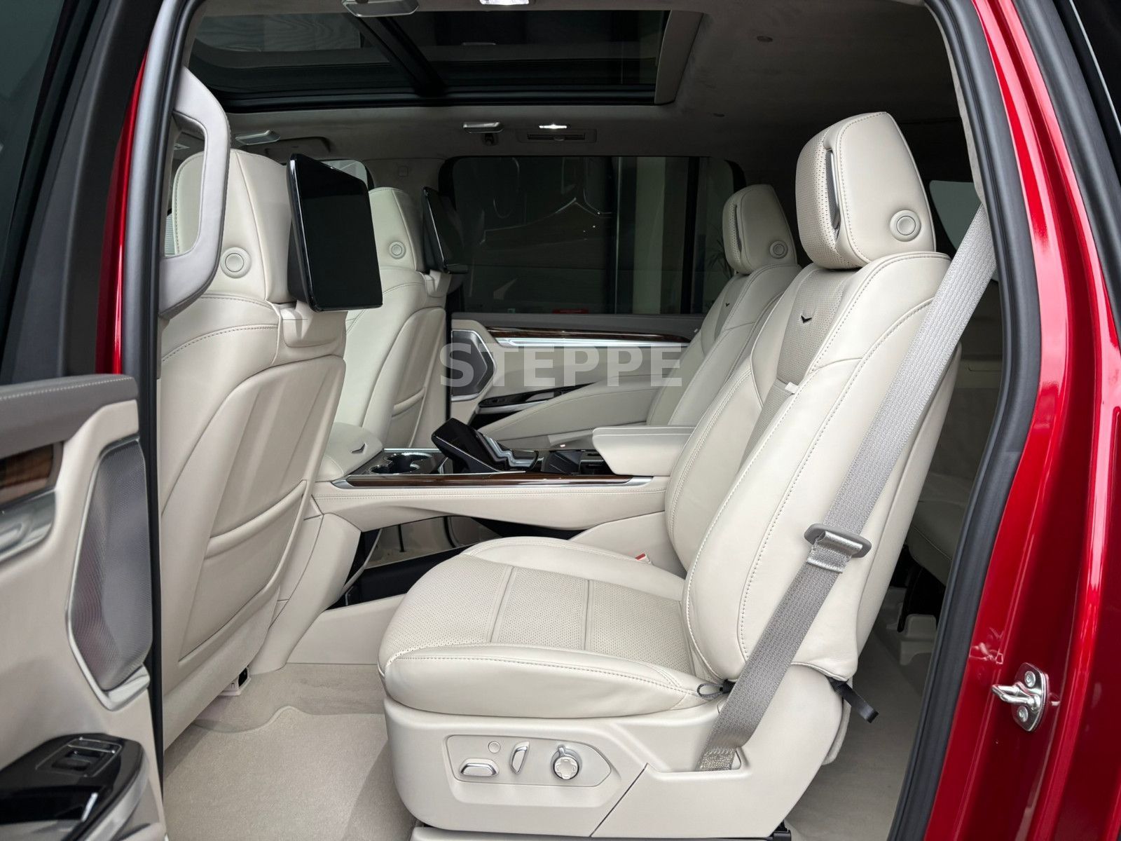 Cadillac Escalade FACELIFT MY26 6.2 V8 ESV Sport Platinum