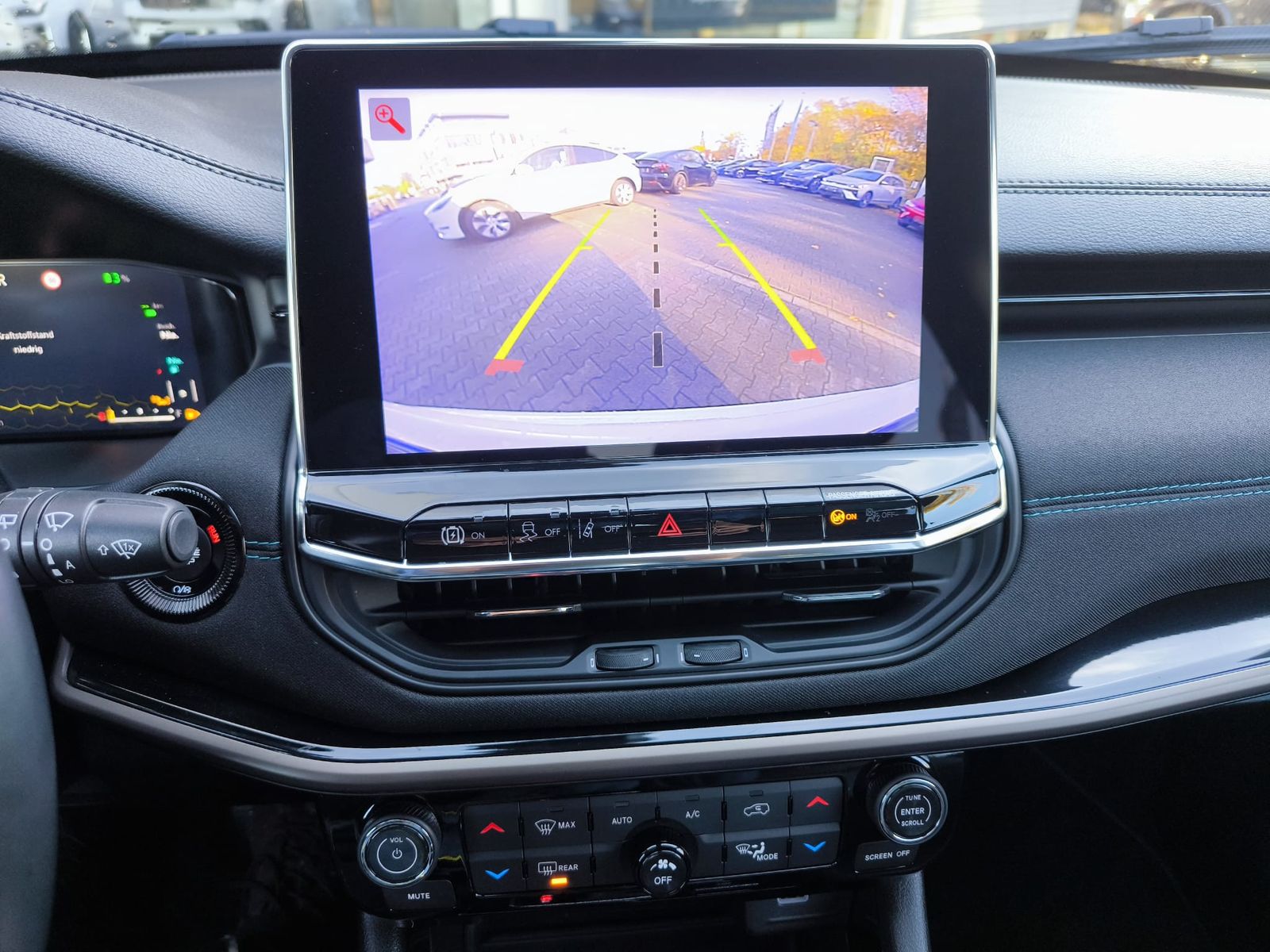 Fahrzeugabbildung Jeep Compass Upland 4WD PHEV VIRTU+NAVI+SHZ+KAM+ACC+