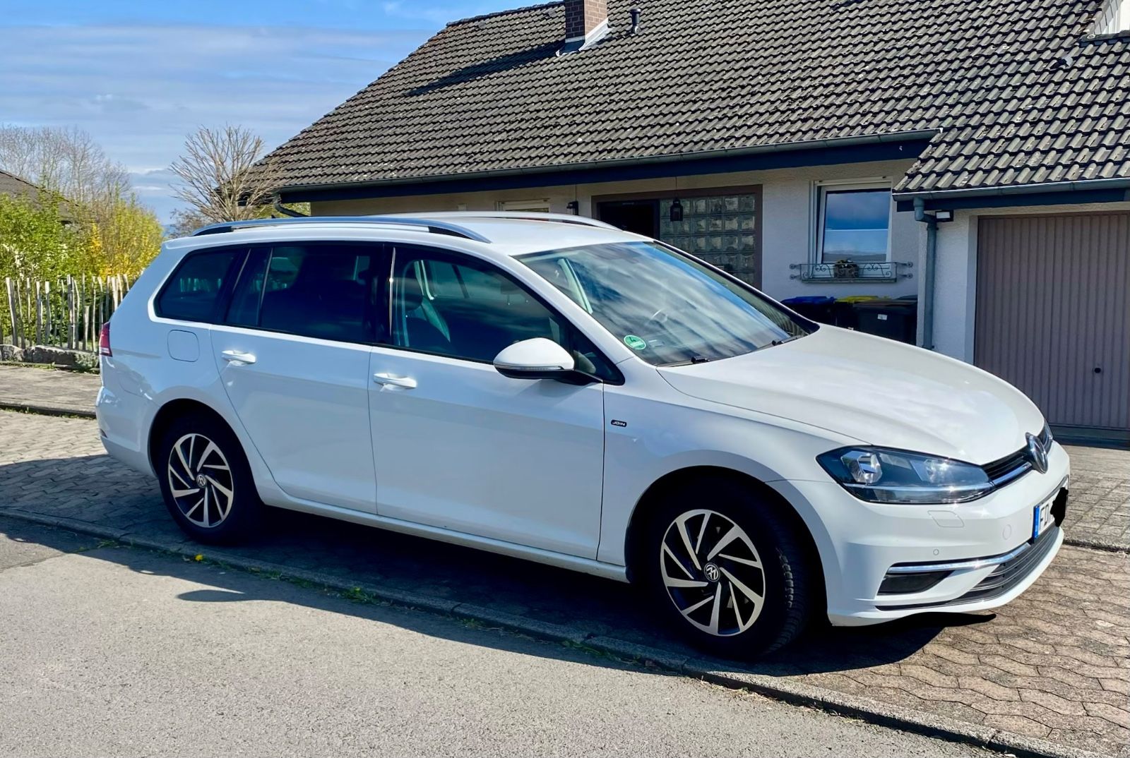 VW Golf IIV Variant JOIN AHK Navi - sparsam