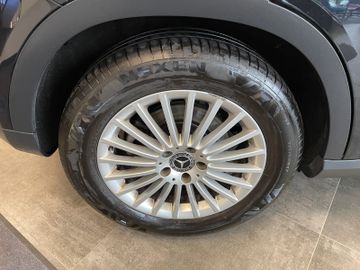 Mercedes-Benz GLA 180 *Kamera*PDC*Navi*Klima*Tempomat*