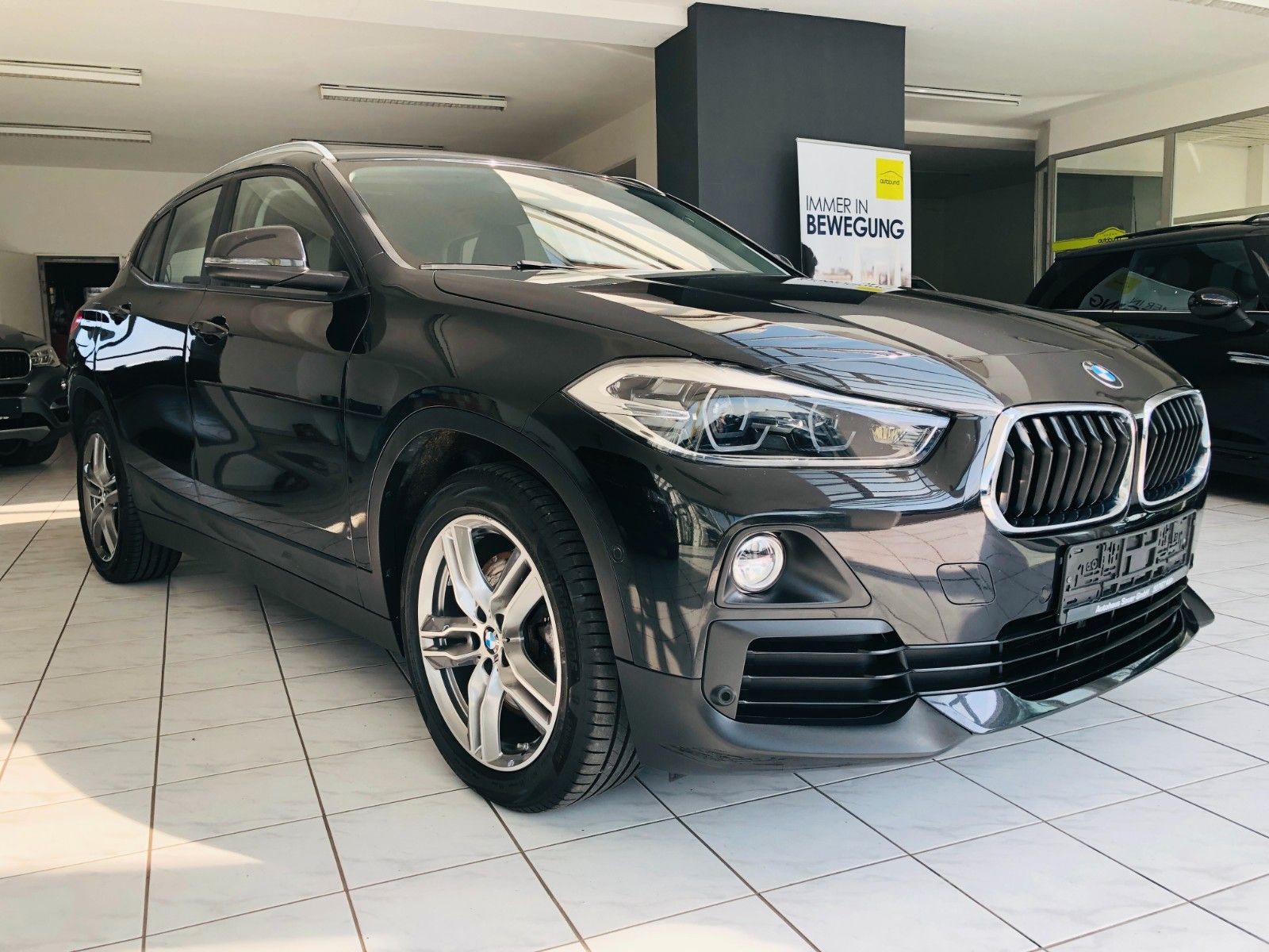 BMW X2 sDrive 20 i/ Automatik foto 1