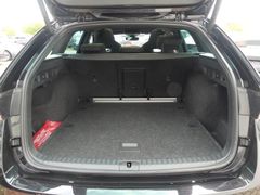 Fahrzeugabbildung Skoda Octavia Combi 2.0 TDI DSG Sportline *LED*PAN*KAM