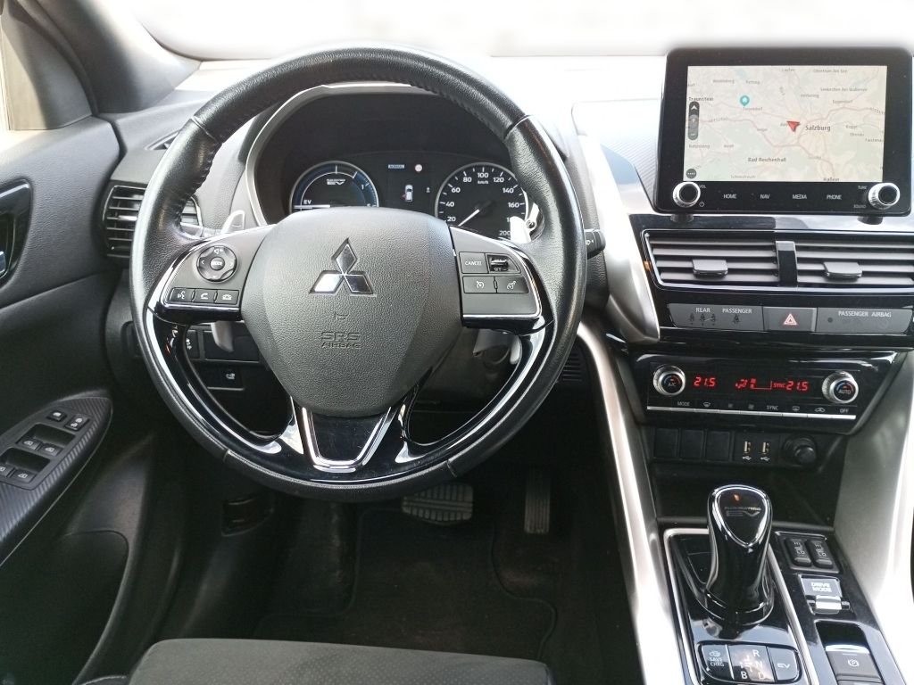 Fahrzeugabbildung Mitsubishi Eclipse Cross Plug-in Hybrid PLUS 2.4 4WD AHK WR