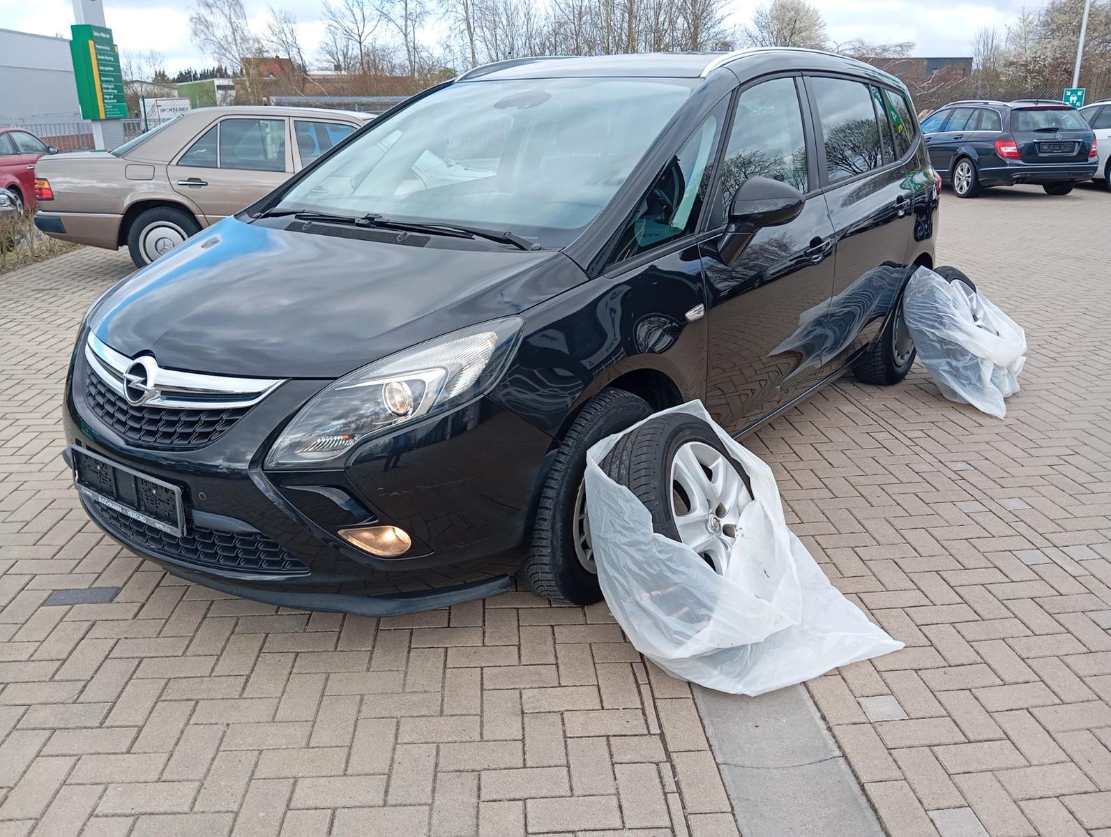 Opel Zafira Tourer 2.0 CDTI,96kW,AHK;SZH,PDC,SERV/TÜV