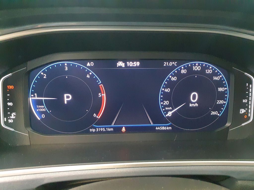 Volkswagen T-Roc Style 2.0 TDI SCR AHK*Tempo*Nav*PDC*RFK*SH