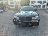 BMW X4 xDrive 35 d - BMW X4 M mit Diesel-Antrieb: Automatik