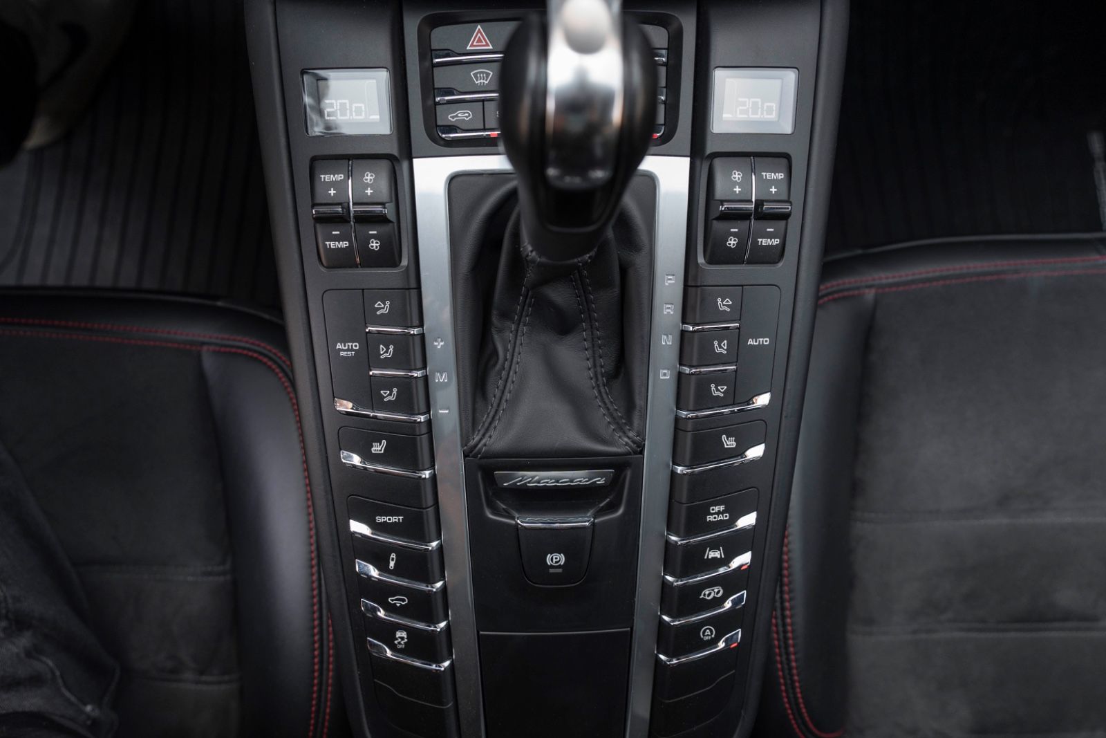 Fahrzeugabbildung Porsche Macan GTS PASM PDLS BOSE CARPLAY LUFT PANO TOTW