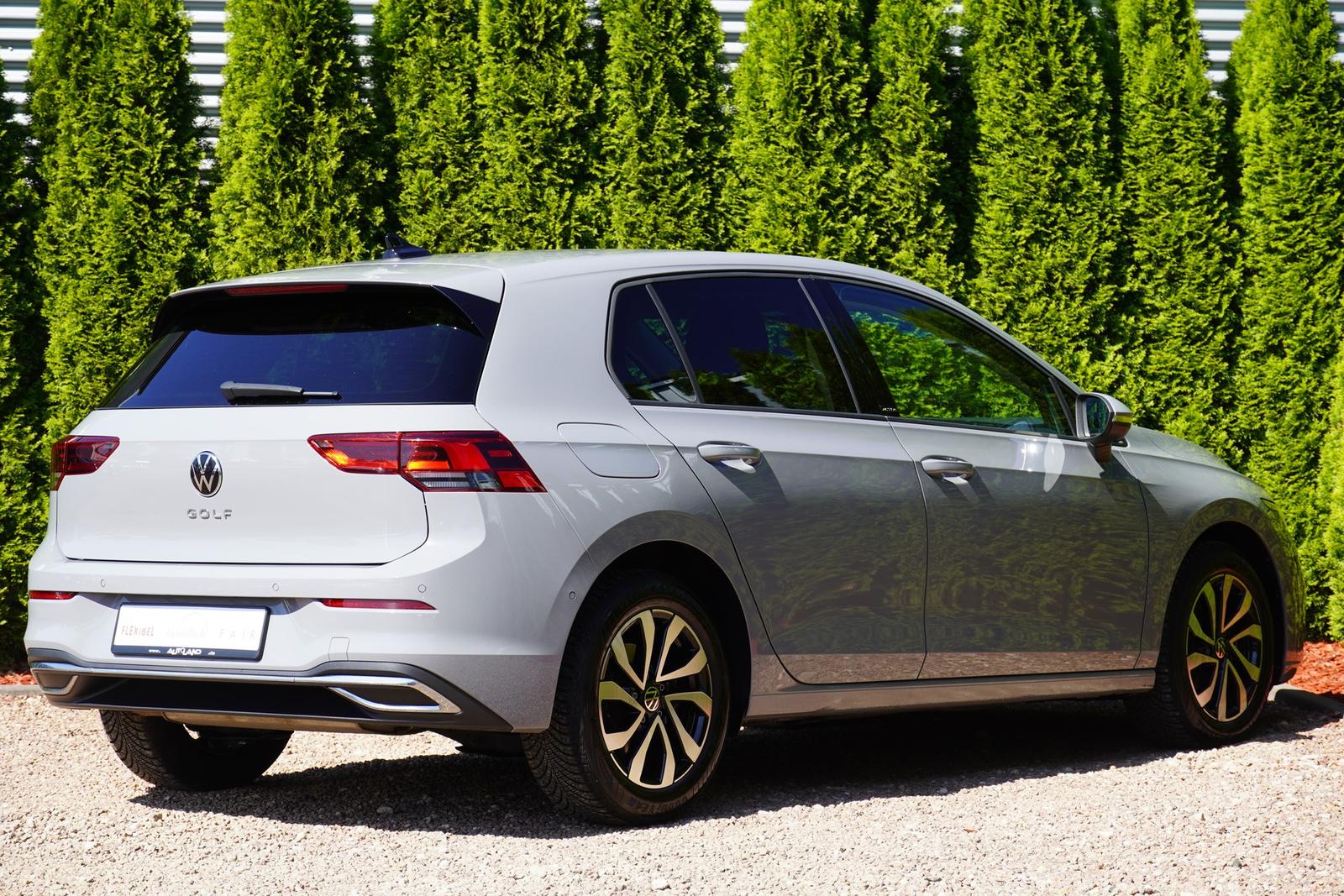 Volkswagen Golf VIII 1.5 TSI Active LED ACC Standheizung, миниатюра 5