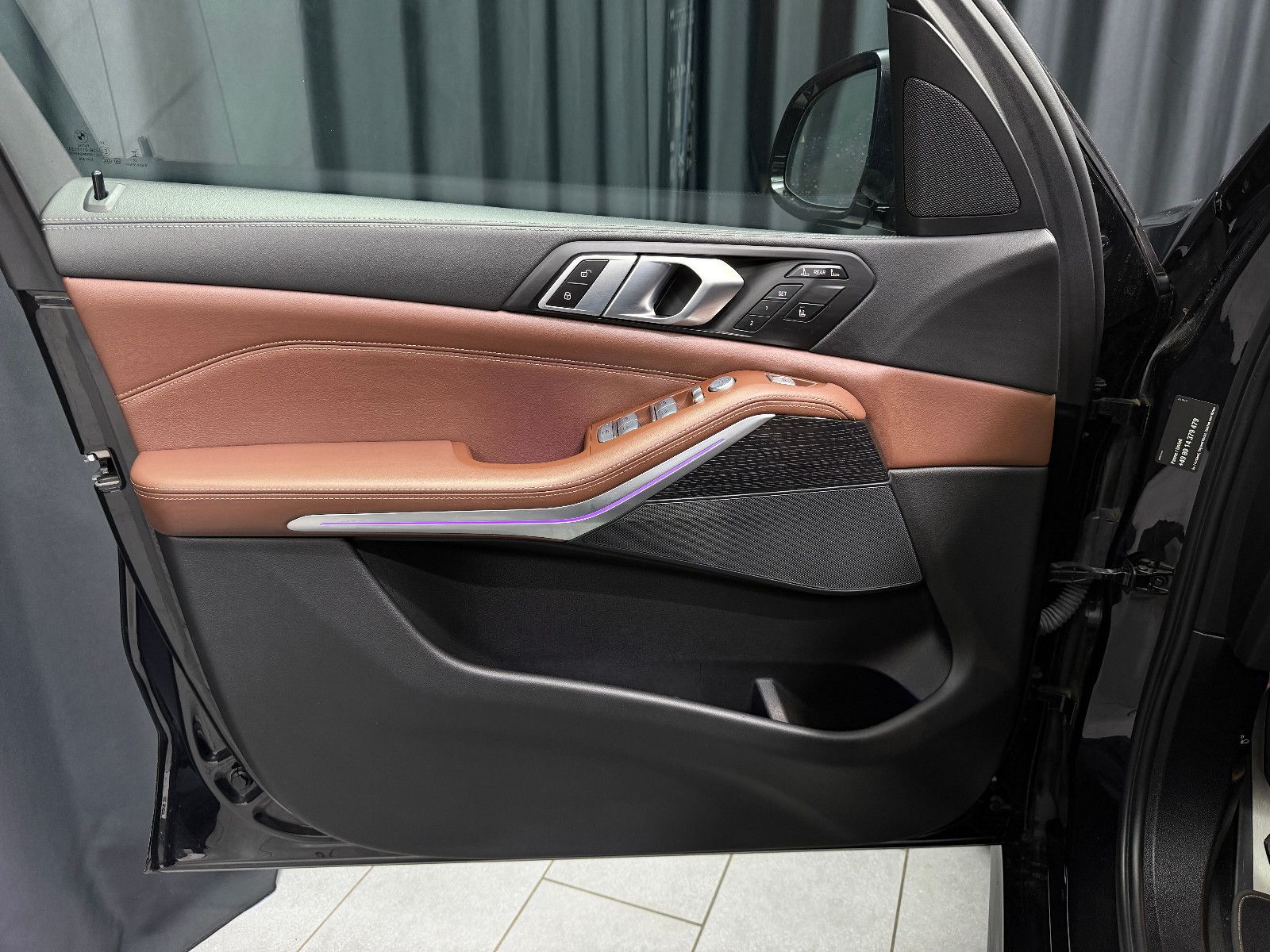 Fahrzeugabbildung BMW X7 xDrive 40 d M Sport PRO|SKY-LOUNGE|7-SITZE|