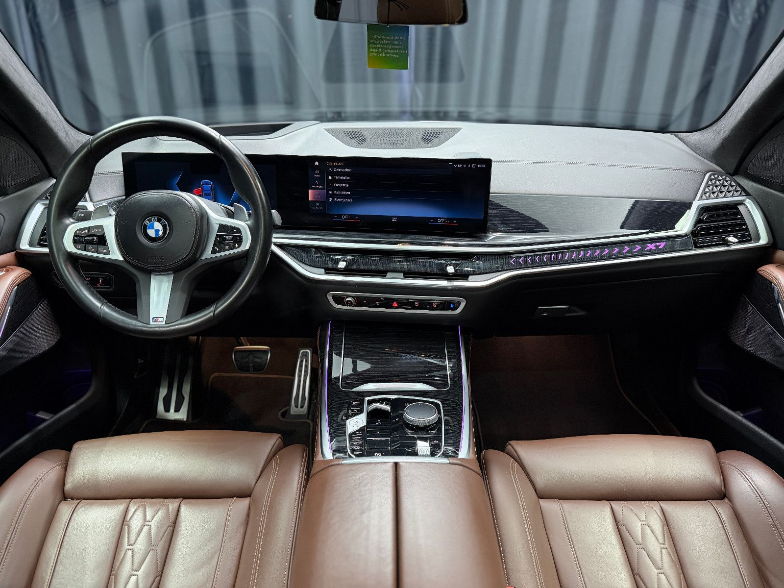 Fahrzeugabbildung BMW X7 xDrive 40 d M Sport PRO|SKY-LOUNGE|7-SITZE|