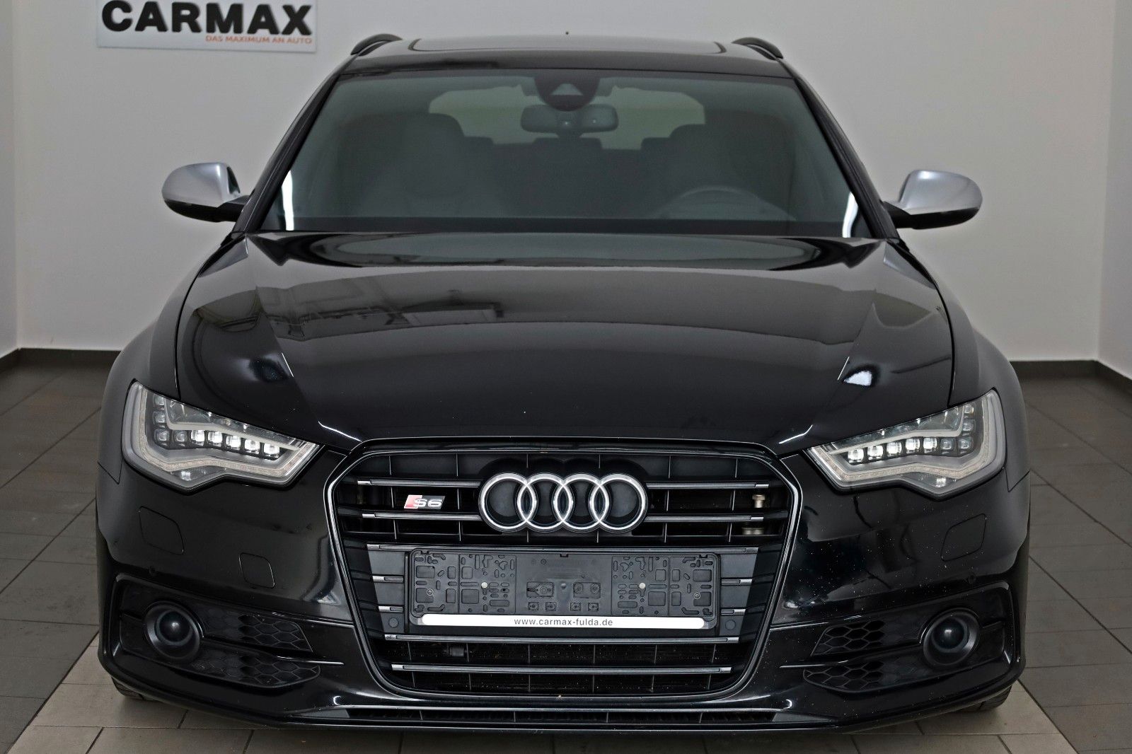 Fahrzeugabbildung Audi S6 Avant 4.0 TFSI quattro Leder,Navi,LED,HUD,Pan