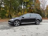 Volkswagen Golf 2.0 TDI 135kW SCR DSG 4MOTION Alltrack ... - Volkswagen Golf mit Diesel-Antrieb: 1.4