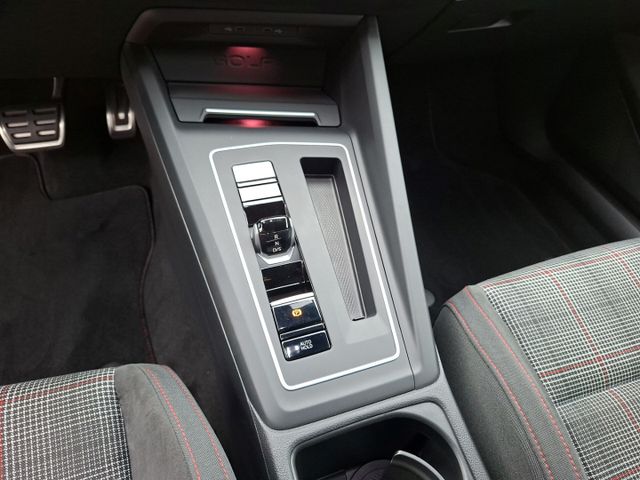 Golf VIII GTI 2.0 TSI DSG *AHK*KAMERA*19ZOLL*