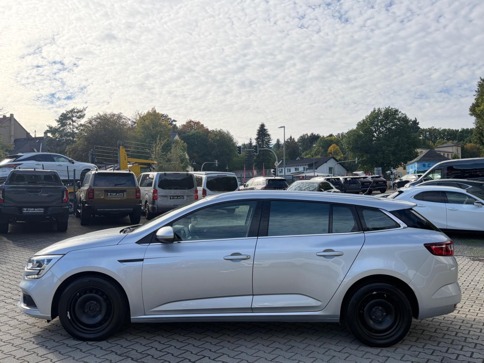Renault Megane IV Grandtour Experience.Navi.LED