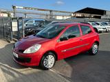 Renault Clio 1.2 16V III Authentique Klimaanlage/ZV/MFL - Renault Clio Gebrauchtwagen in Kassel