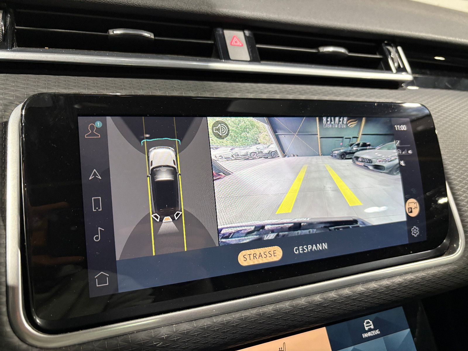 Fahrzeugabbildung Land Rover Range Rover Velar R-Dynamic SE/PANO/MEMORY/APPLE