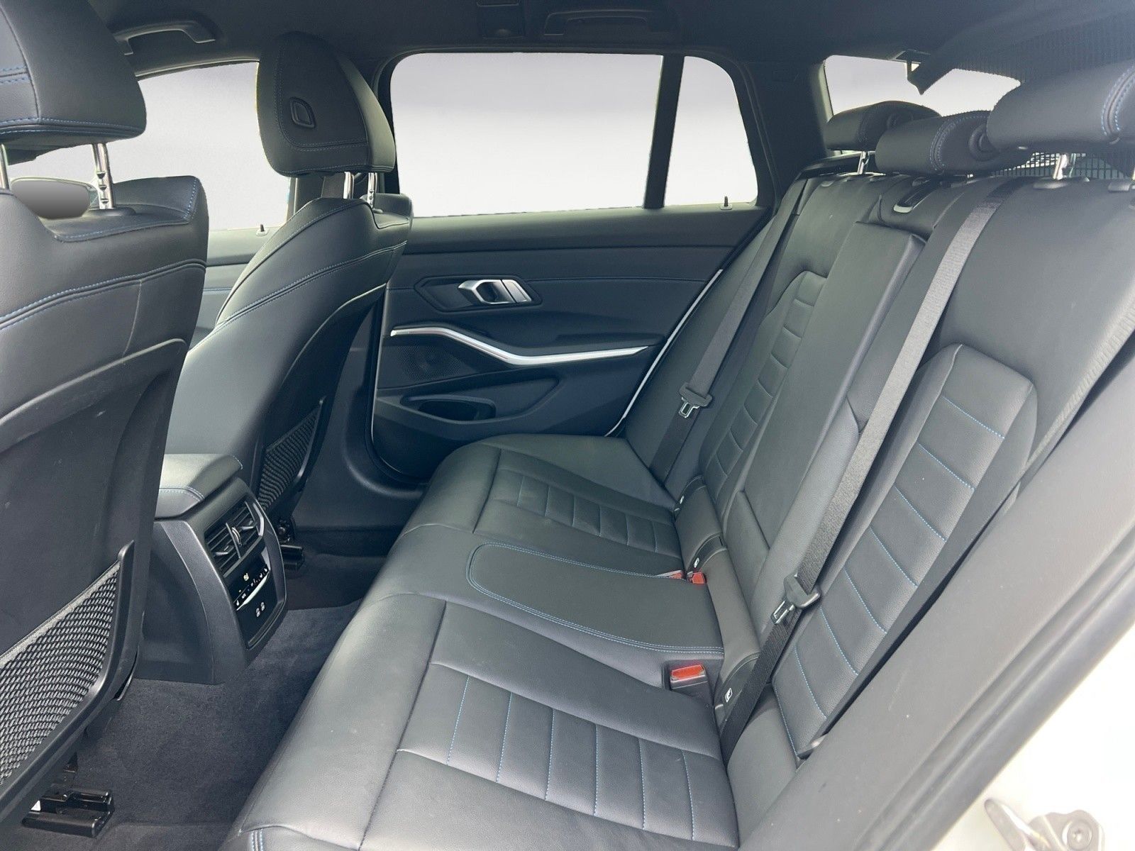 BMW 330d xDrive Touring M Sport Auto. Aktive Geschw. foto 14