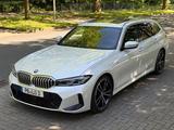 BMW 330d Touring,M Paket,AHK,Pano,HUD,PremiumSelect - BMW 330 Kombi 330d m paket mit Diesel-Antrieb