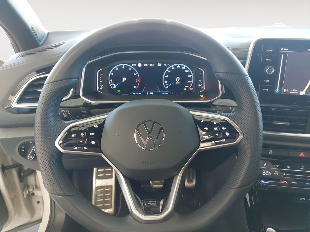 Fahrzeugabbildung Volkswagen T-Roc 1.5 TSI DSG R-Line AHZV LED ACC