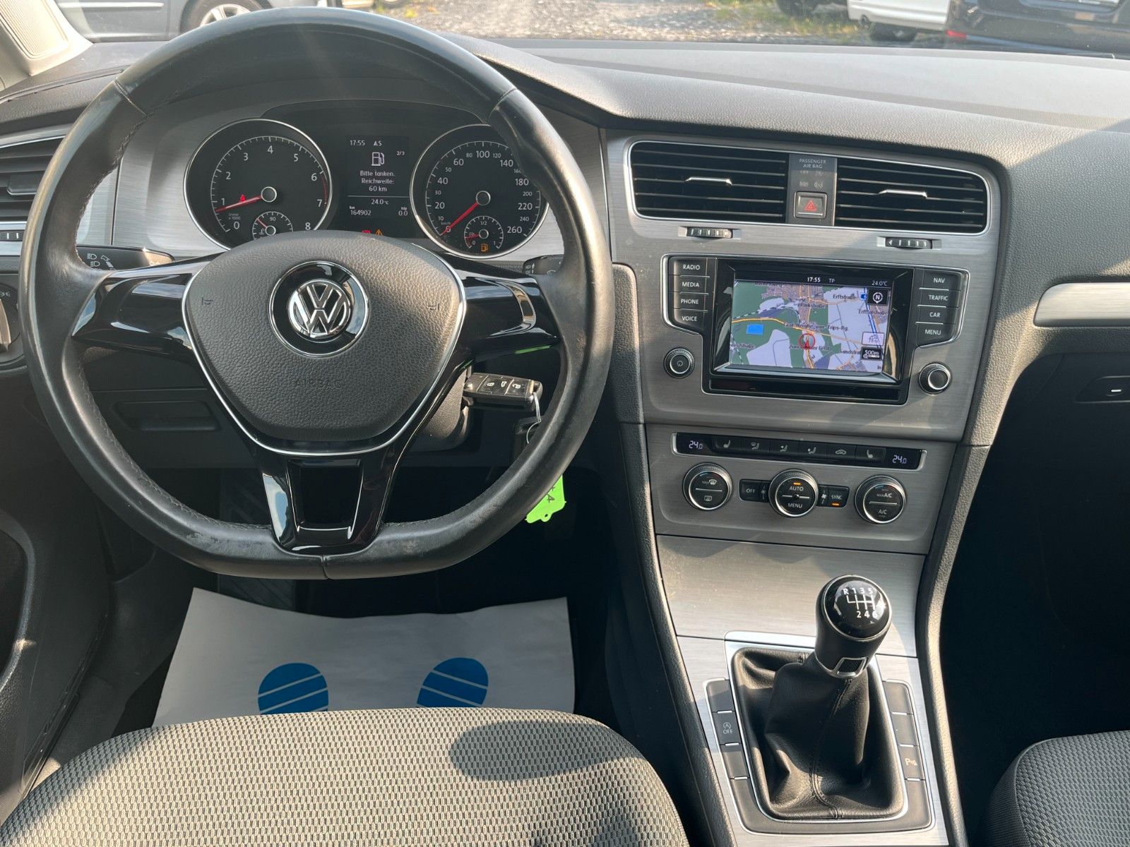 Fahrzeugabbildung Volkswagen Golf VII 1.4 TSI Comfort Navi *ZAHNRIEMEN NEU*