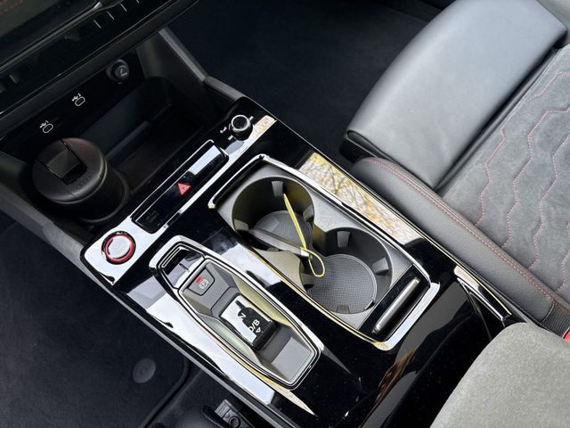 A6 Avant e-tron QUATT S LINE MATRIX+PANO+AHK+B&O