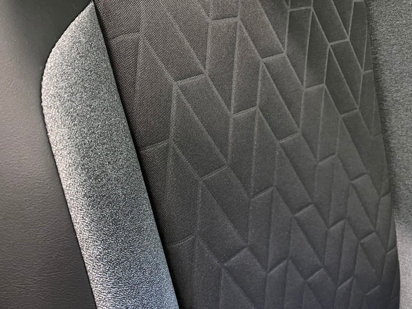 Volkswagen T-Roc - Bild 15