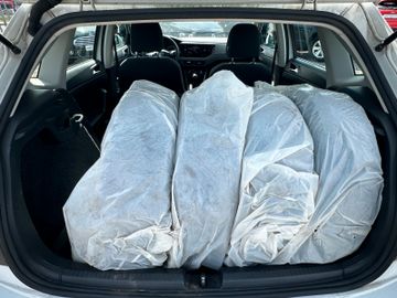 Volkswagen Polo - 12